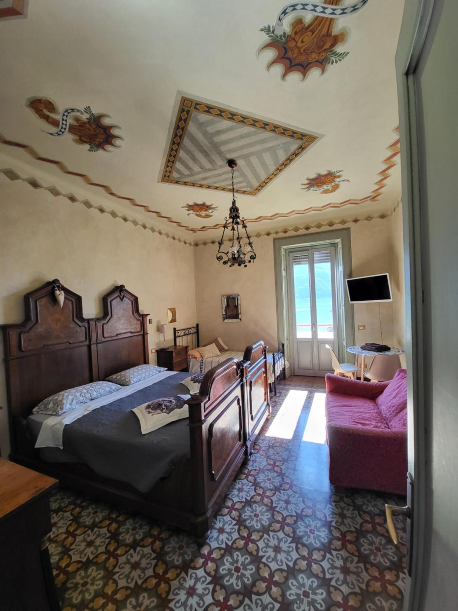 Bed & Breakfast Villa Palma Lovere Exterior photo